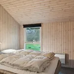 Cozy Summer House Close To The *