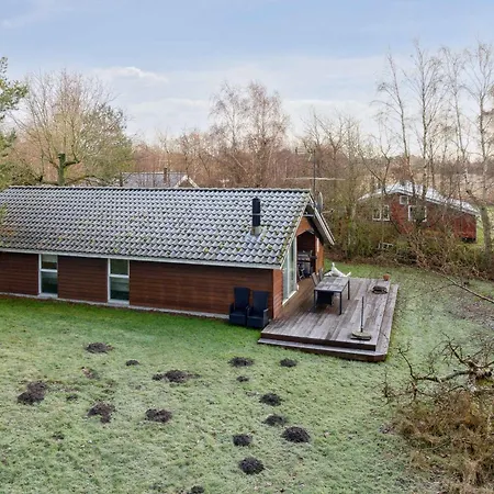 Дом отдыха Cozy Summer House Close To The